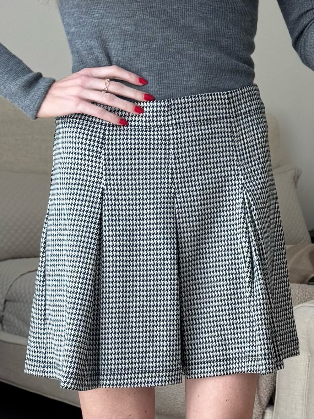 Max Studio Black & White Houndstooth Pleated Skater Skirt
